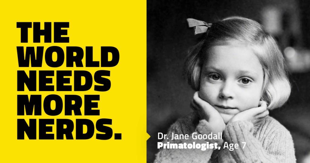 Publicité Science World - Musée - Vancouver - The World needs more nerds - Jane Goodall, Age 7 - Fillette en noir et blanc pose sa tête sur ses mains - Agence Rethink - Vancouver - 2020