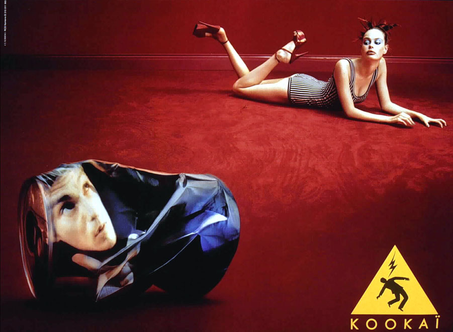 Publicité Kookaï - couleurs - 1996 - Homme objet - Canette