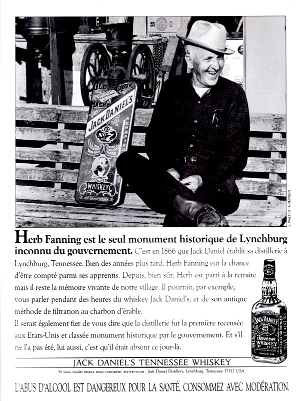 Publicité Jack Daniel's - Noir et Blanc - Vieux - Banc - Herb Fanning - Monument historique
