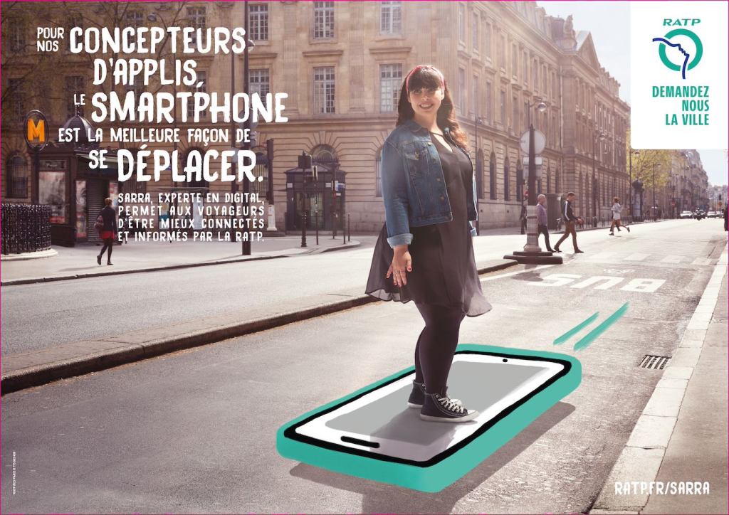 Publicité RATP - Marque employeur - - Paroles d'experts - Sarra - Pour nos concepteurs d'applis, le smartphone est la meilleure façon de se déplacer - Femme fait du skate-board sur un smartphone en illustration - Agence Havas Paris - 2017