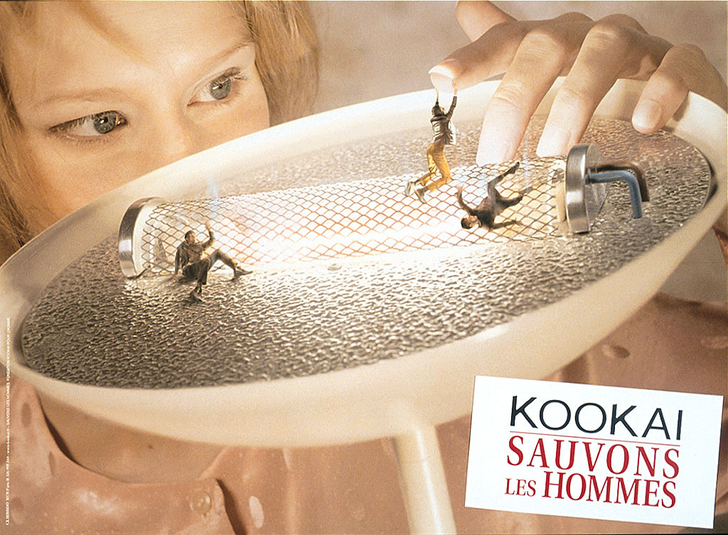 Publicité Kookaï - couleurs - 1999 - Sauvons les hommes - Lampe halogène