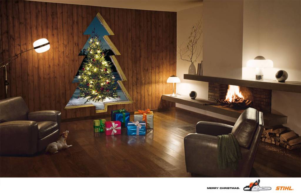 Publicité Stihl - Noël - Fenêtre - Sapin
