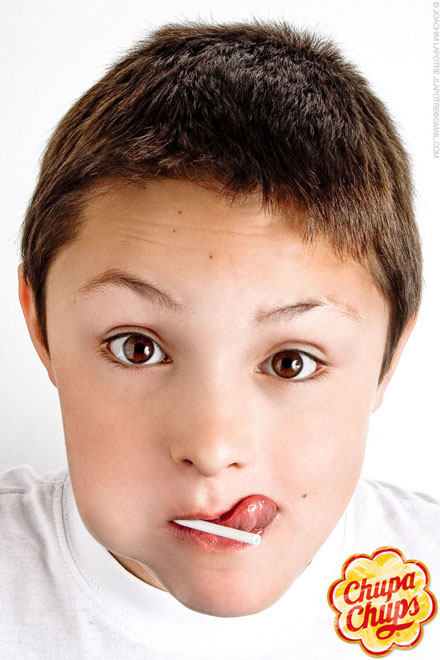 Publicité Chupa Chups - Campagne No Comment - Agence Multifake - Portrait - Enfant Langue