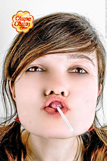 Publicité Chupa Chups - Campagne No Comment - Agence Multifake - Portrait - Jeune Femme