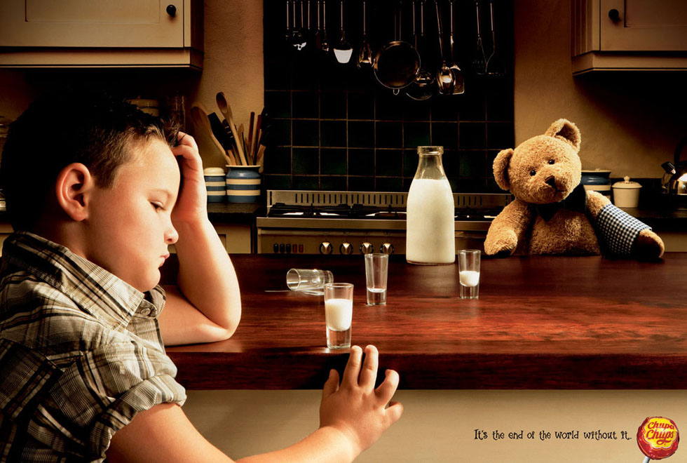 Publicité Chupa Chups - C'est la fin du monde sans - Garçon - alcoolique - lait