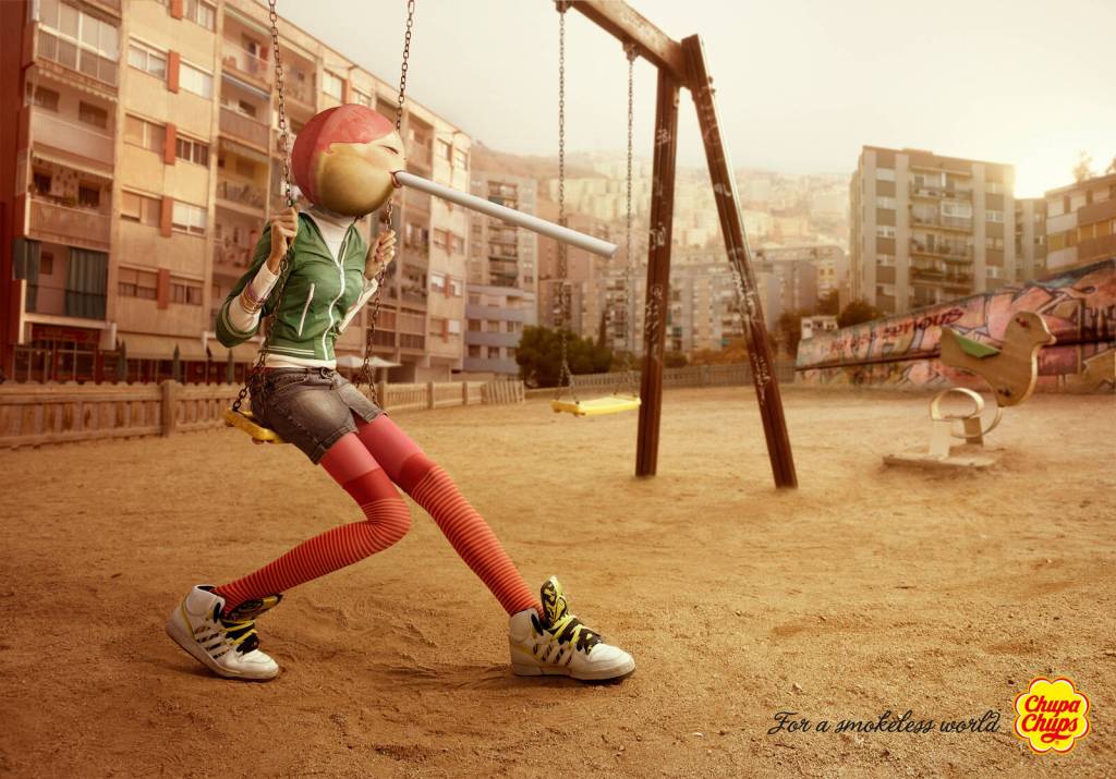 Publicité Chupa Chups - Pour un monde avec moins de fumeurs - Espagne - Femme - Balançoire - 2011
