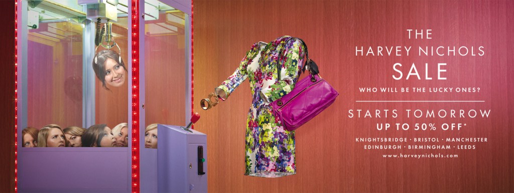 Publicité - Ads - Harvey Nichols - Loterie - Pince à peluche