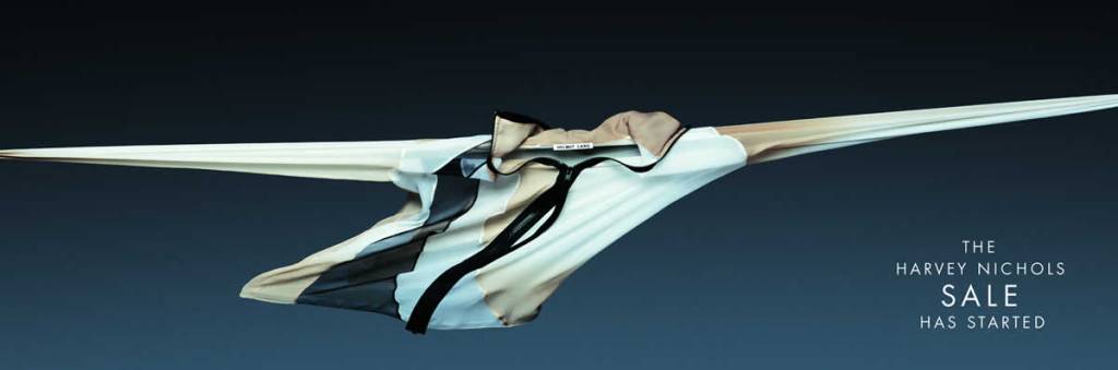 Publicité - Ads - Harvey Nichols - Vêtements étirés - Chemise