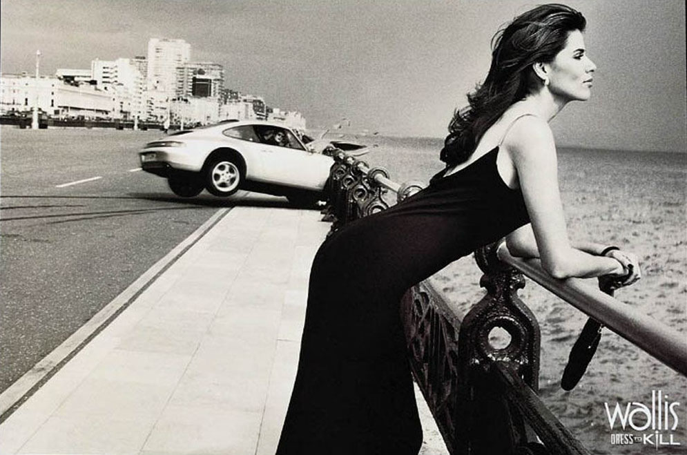 Publicité - Ads - Wallis - Dress to kill - Voiture Accident