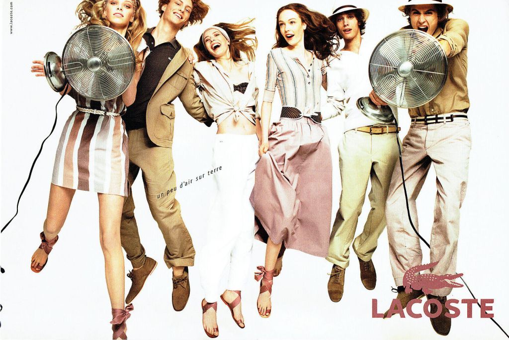 Publicité Lacoste - Un peu d'air sur terre - Groupe en suspension - Ventilo - Agence BETC - 2009