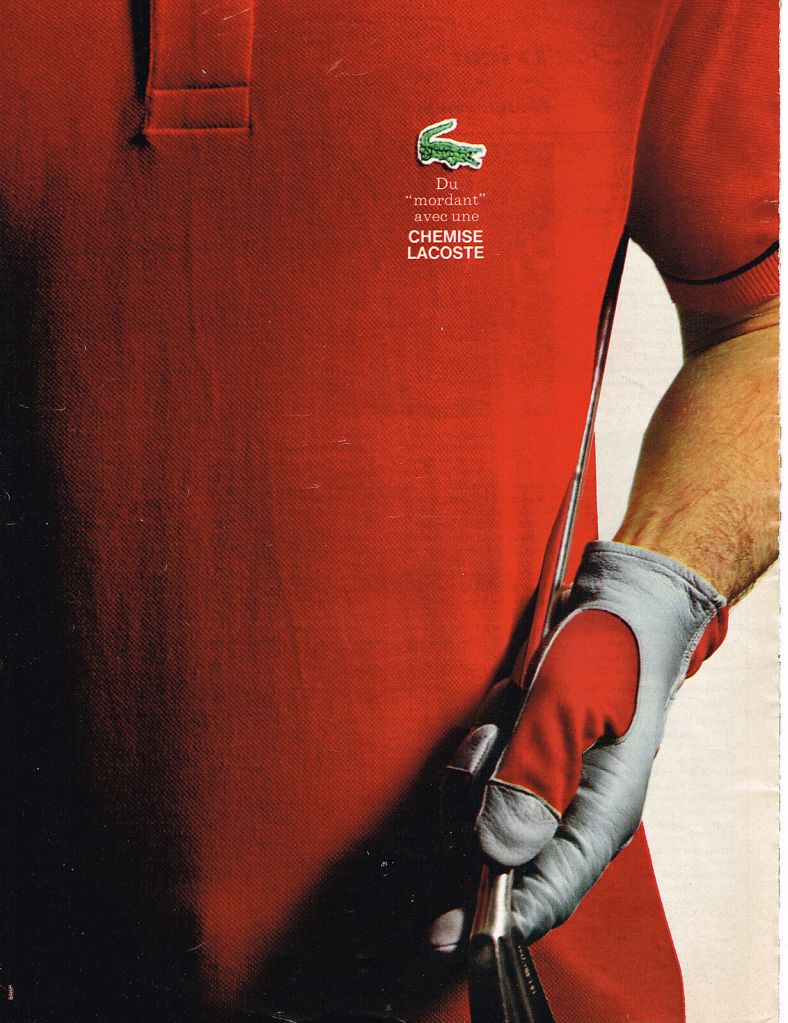 Publicité Lacoste - Golfeur - Tissu vert - Gros plan écusson