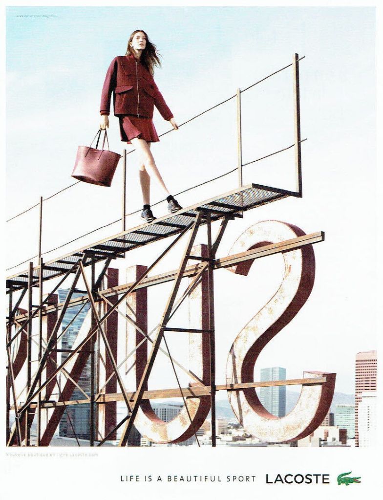Publicité Lacoste - Life is a beautiful sport - Agence BETC - urbain - Femme enseigne  - 2014