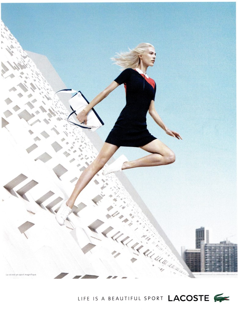 Publicité Lacoste - Life is a beautiful sport - Agence BETC - urbain - Femme envol - 2014