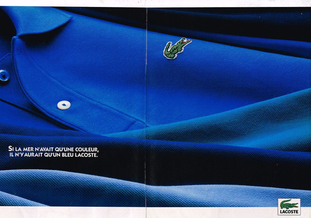 Publicité Lacoste - Double page - Couleur - Polo bleu - Si la mer n'avait qu'une couleur, il y aurait un seul bleu Lacoste - 1990