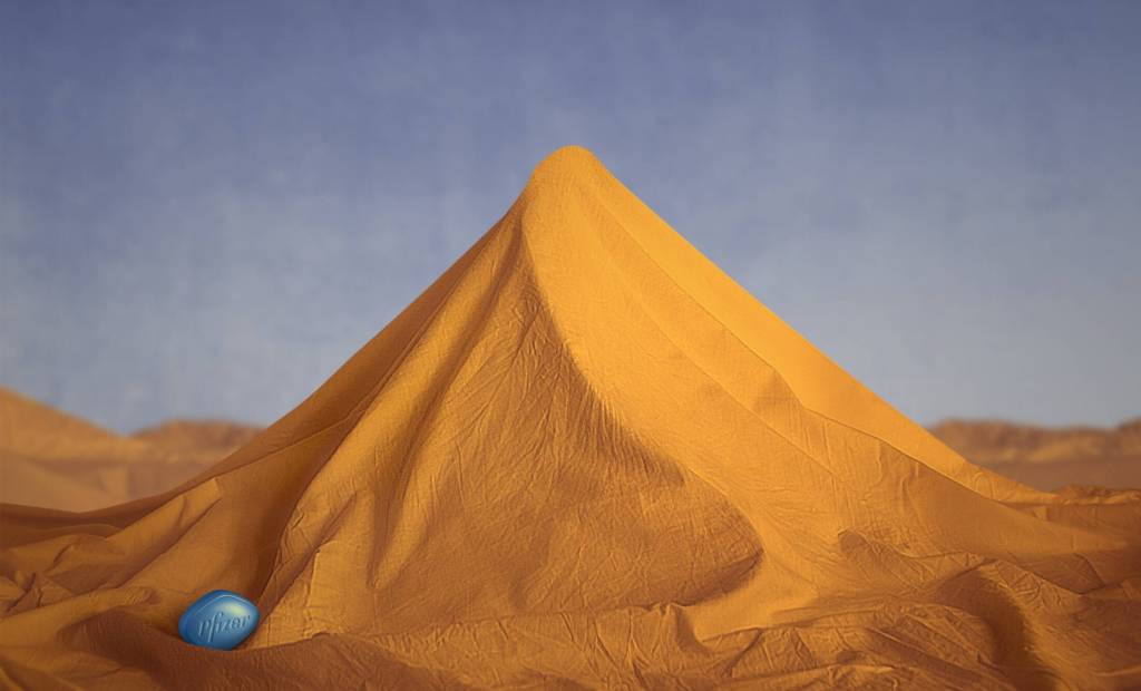 Publicité Viagra - Montagnes - Terre - Egypte - 2014