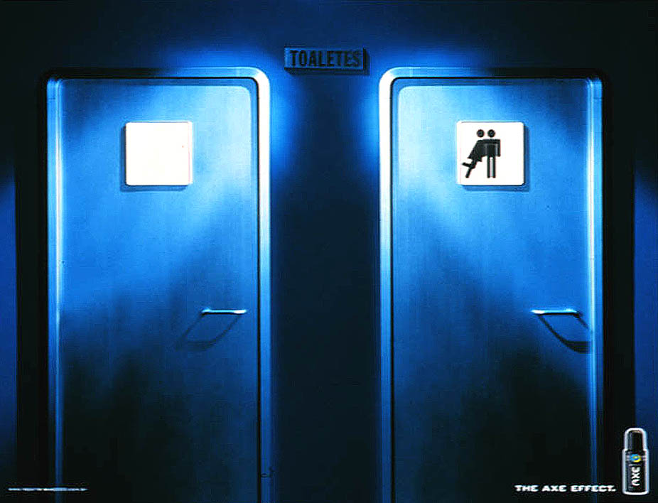 Publicité Axe - The Axe Effect - Panneaux Toilettes - Picto Femme avec le picto homme - Lowe Lintas & Partners - Brésil - 2000