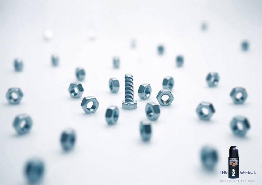 Publicité Axe - Axe Effect - Agence Lowe - Dubaï - 2005 - Objets - Boulons