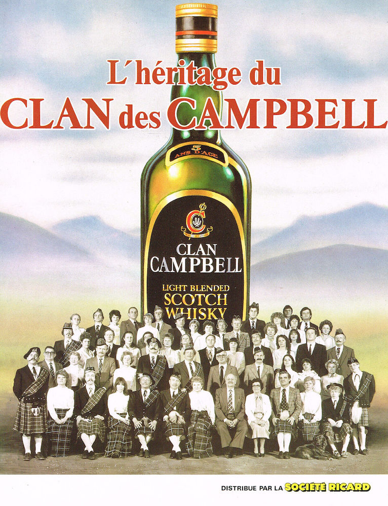 Publicité Clan Campbell — L'héritage des Campbell — Bouteille géante — photo de groupe - 1982
