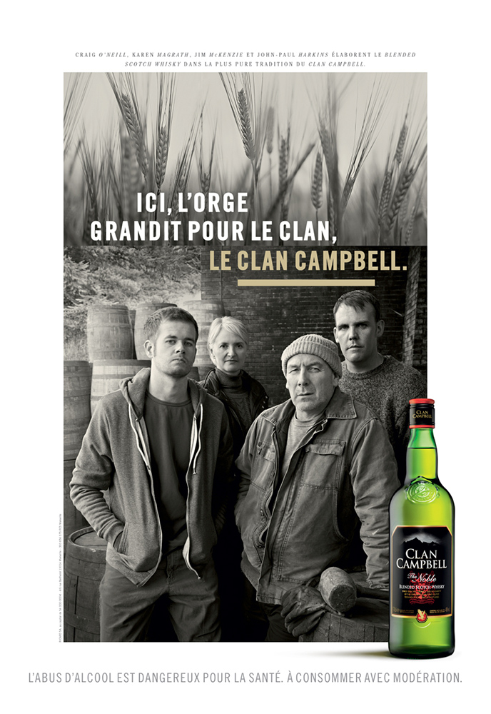 Publicité Clan Campbell - Ici, l'orge grandit pour le clan, le clan Campbell - Orge - 3 hommes et une femme - format vertical - Agence Jésus - 2013