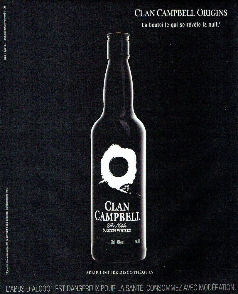 Publicité Clan Campbell — Série limitée — Clan Campbell Origins - Bouteille photo-Luminescente — Noir et blanc - 2004 - Format vertical