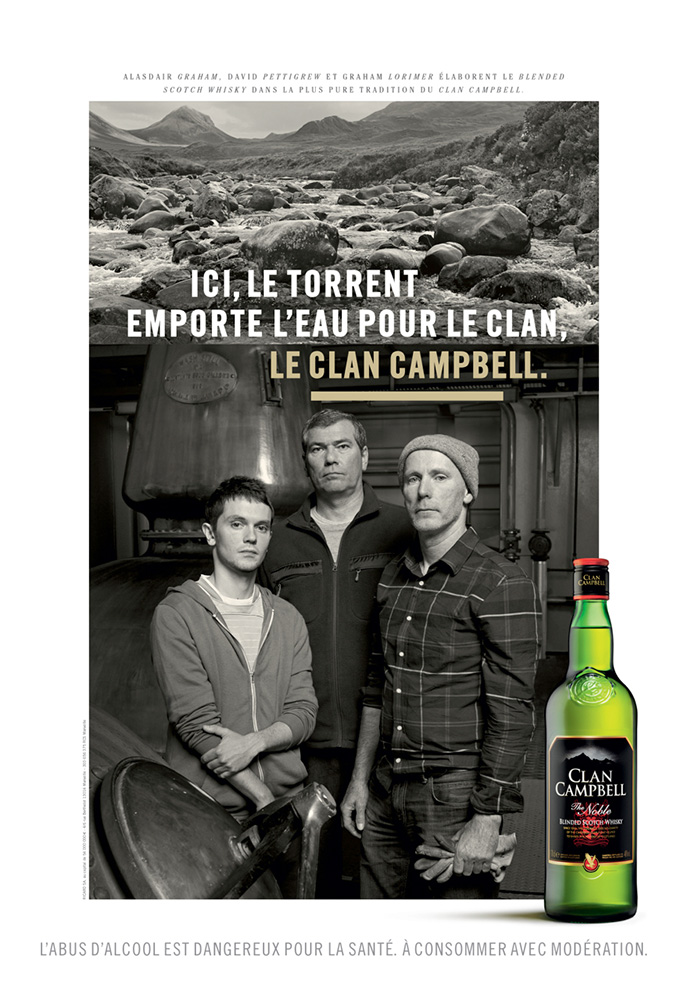 Publicité Clan Campbell - Ici le torrent emporte l'eau pour le clan, le clan Campbell - Torrent - 3 hommes dans une cave - format vertical - Agence Jésus - 2013