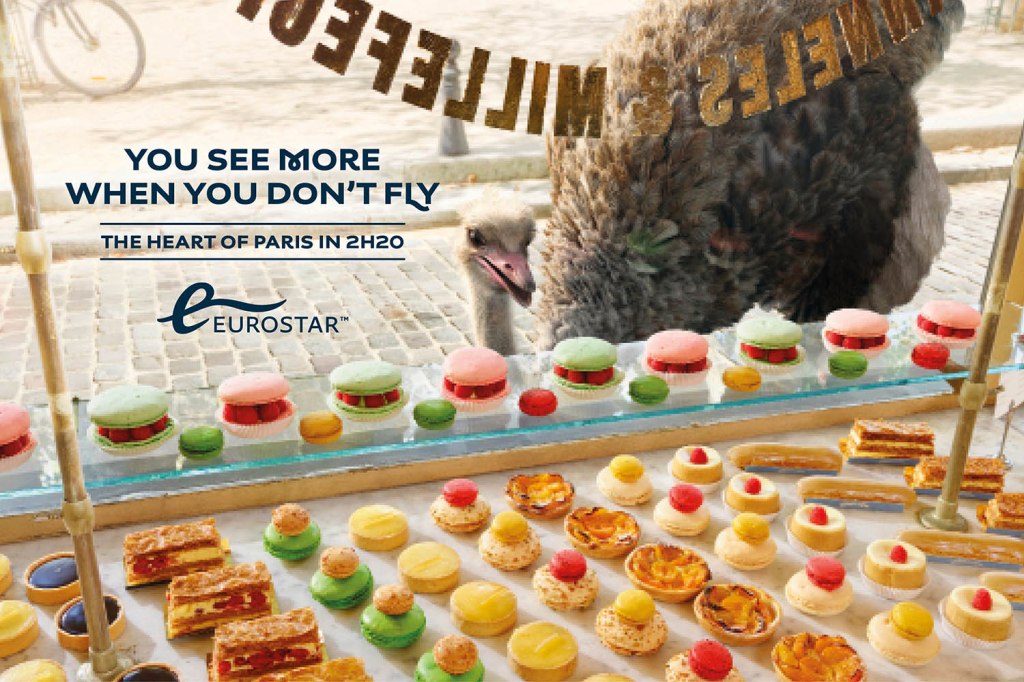 Publicité Eurostar - You see more when you don't fly - Autruche - Agence Engine (Londres) - Autruche devant une vitrine de pâtisserie
