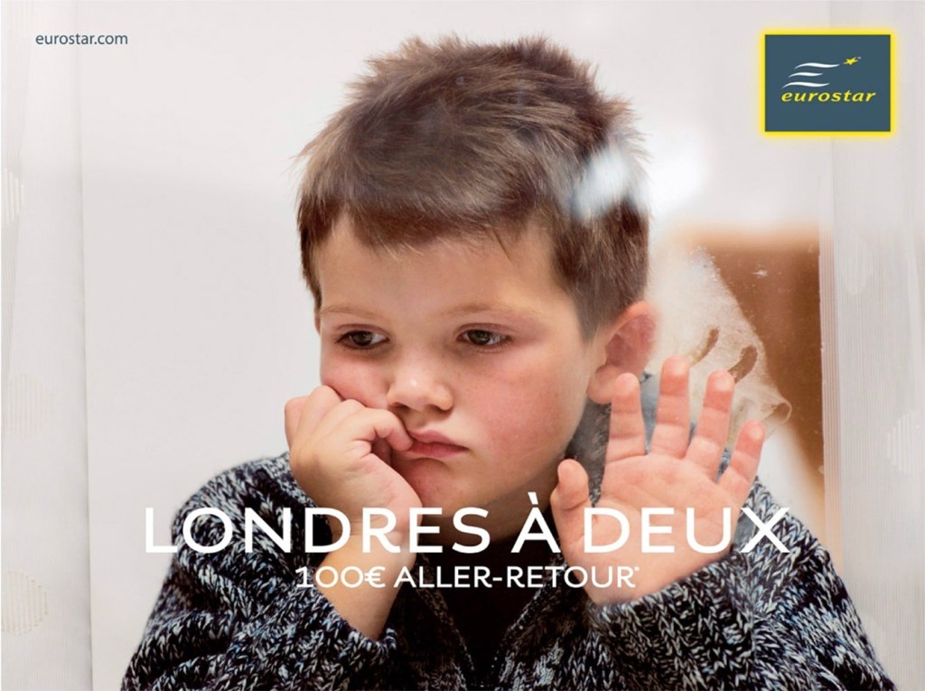 Publicité Eurostar - Londres à deux - 100€ aller-retour - Agence Leg - 2004 - Garçon attend à la fenêtre