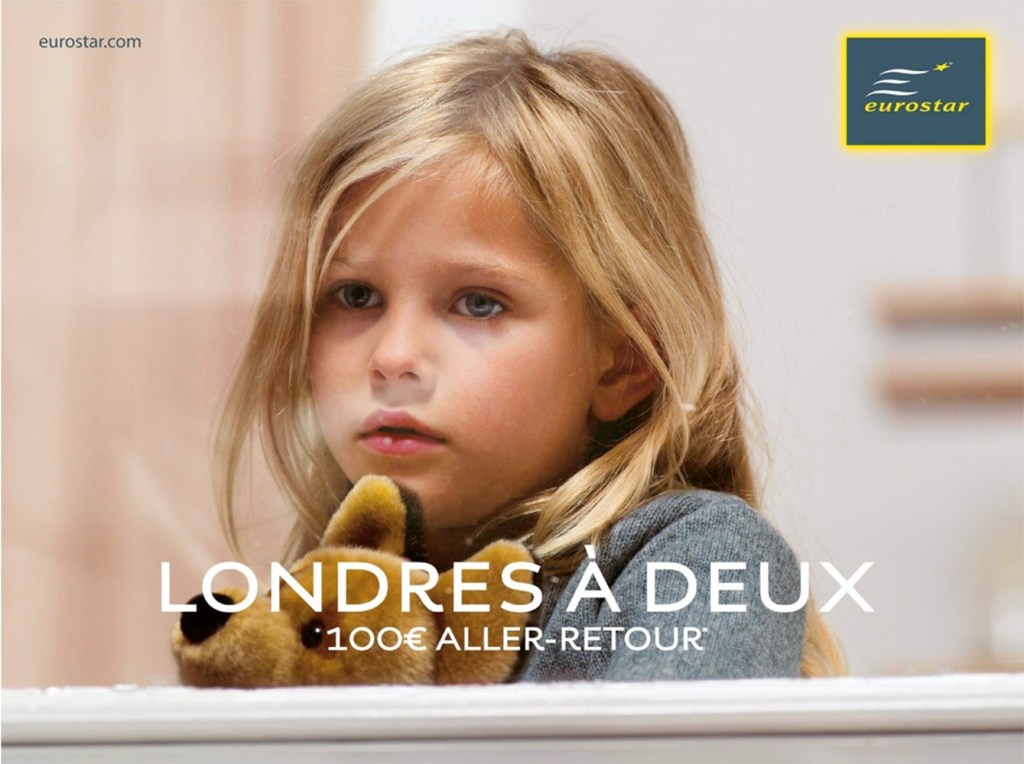 Publicité Eurostar - Londres à deux - 100€ aller-retour - Agence Leg - 2004 - Fillette seule avec sa peluche