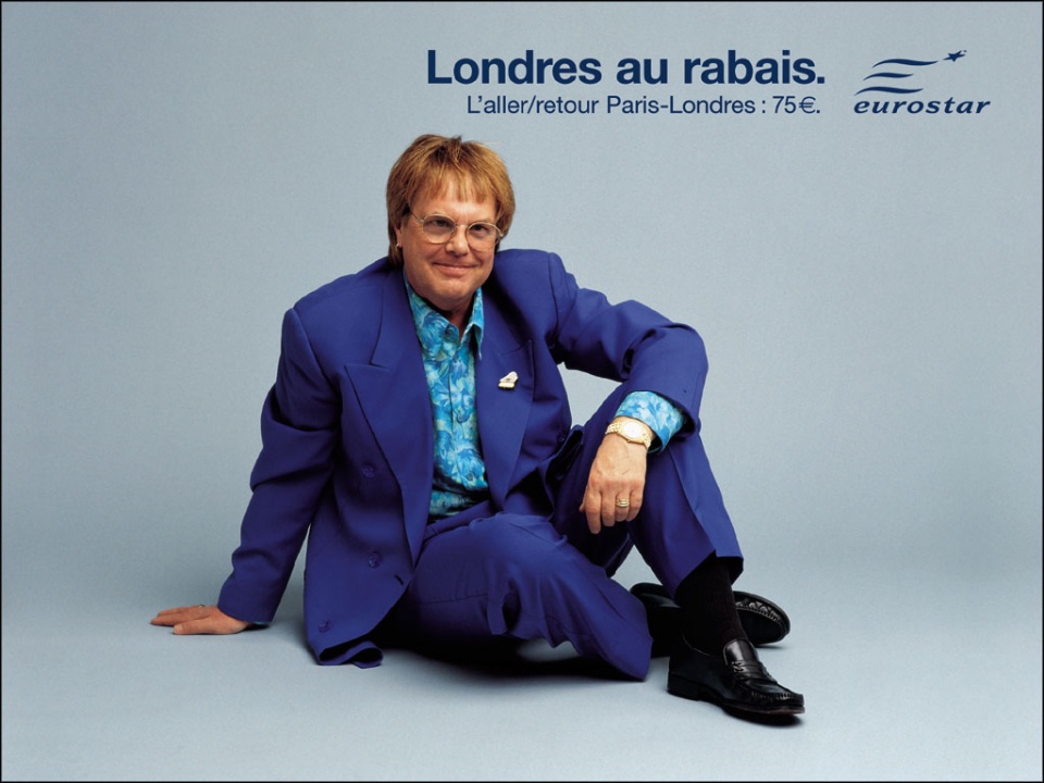 Publicité Eurostar - Londres au rabais — Aller-retour Paris-Londres : 75 € - Agence Leg - 2002 - Sosie Elton John