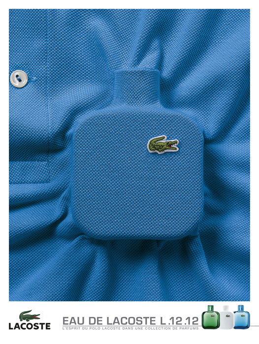 Publicité Lacoste - Parfum - Eau de Lacoste L 12.12 - L'esprit du polo Lacoste dans une bouteille de parfum - bouteille - Polo Bleu - Fond blanc - 2011