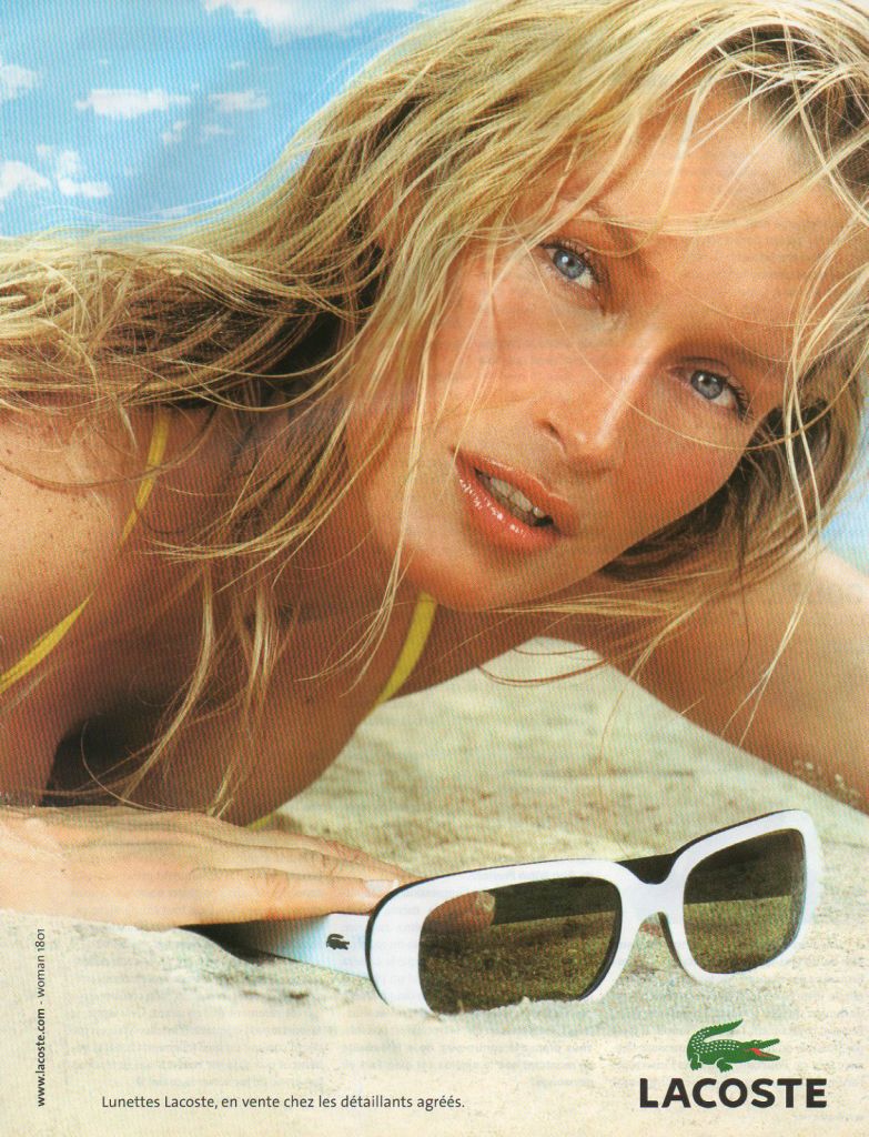 Publicité Lacoste - Lunettes solaires - plage - Estelle Lefébure - 2002 