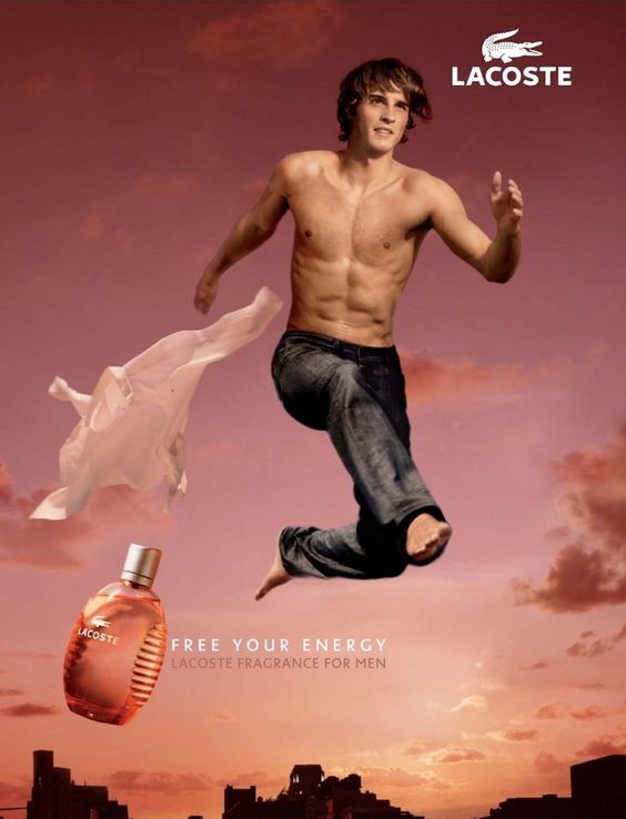 Publicité Lacoste - Parfum - Free your energy - Homme - Suspension - Ville - Chemise