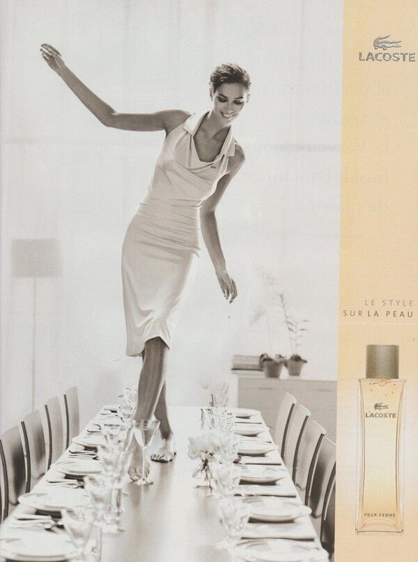 Publicité Lacoste - Parfum - Le style sur la peau - Femme - Table - 2005