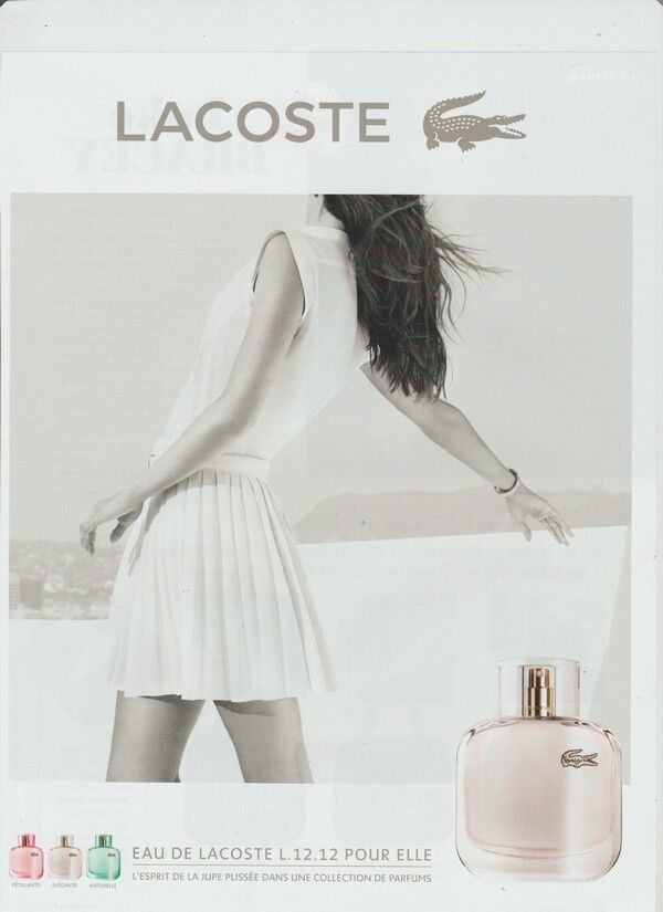 Publicité Lacoste - Parfum - Femme - L12.12 L'esprit de la jupe plissée dans une collection de parfums - Bouteille blanche - Noir et Blanc 