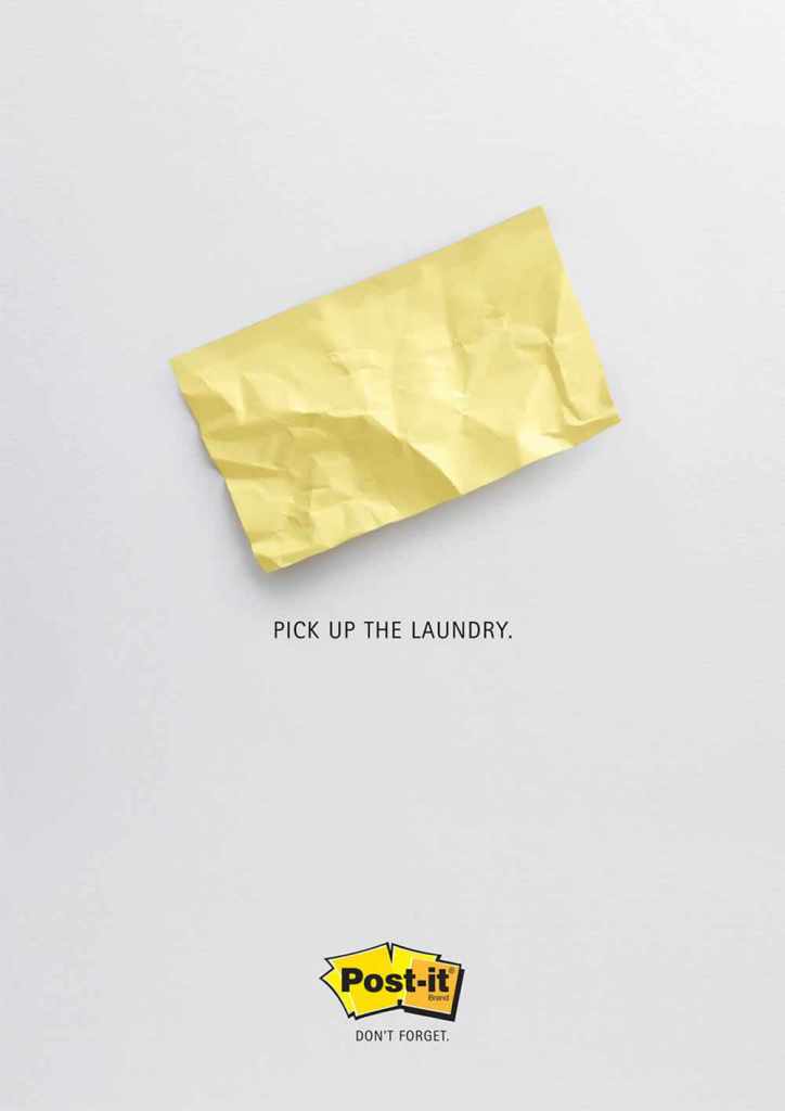 Publicité Post-it - Don't forget - Pick up the laundry - Papier froissé 