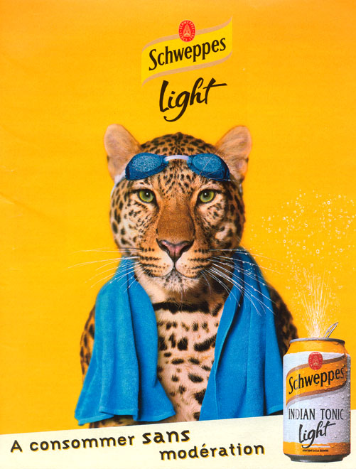 Publicité Schweppes - Panthère - Indian Tonic Light - Lunettes de natation - Serviette bleu - A consommer sans modération - Young&Rubicam - 1999