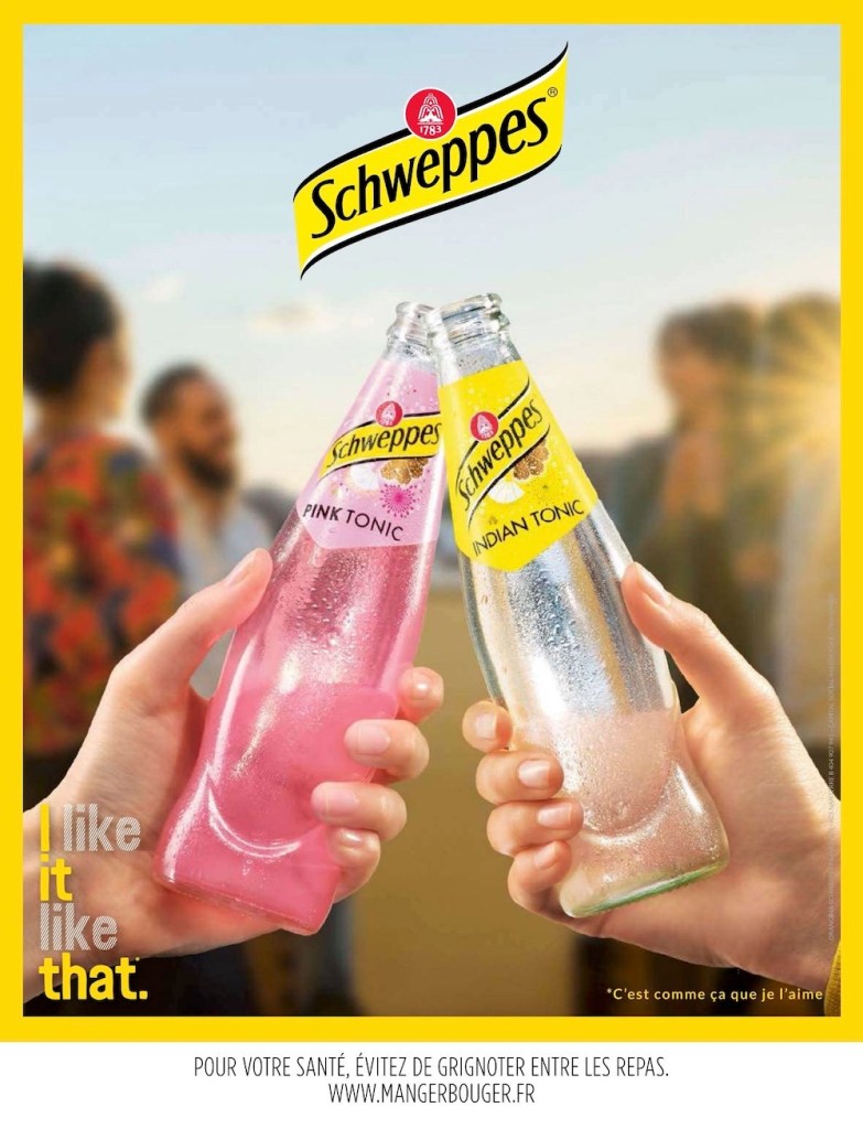 Publicité Schweppes - I like it like that - Indian Tonic - 2 bouteilles - ambiance soirée - Convivialité - TBWA - 2021