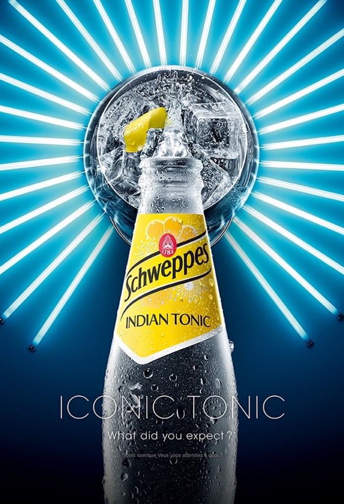Publicité Schweppes - Iconic Tonic - What did you expect ? - Néons lumineux - Agence FF (Paris) - 2016