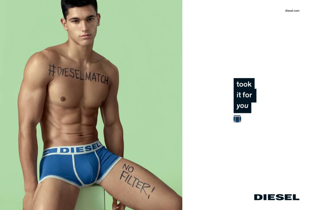 Publicité Diesel - Emojis - Agence Spring Studios - USA - 2016 - Jeune homme en slip avec inscriptions sur le corps - No Filter - #dieselmatch - Took it for you