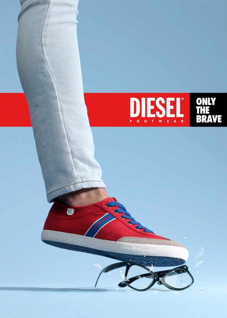 Publicité Diesel - Only the brave - Chaussures - Footwear - Agence Imaginarte - Espagne - 2014 - Chaussure écrasant des lunettes