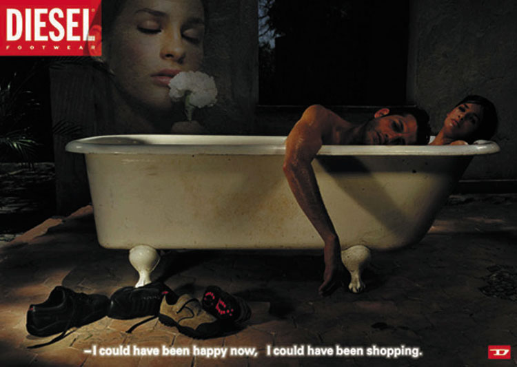 Publicité Diesel - Searching for the meaning of life - Agence DDB Paradiset DDB - Suède - I could have been happy now - Un couple dans une baignoire