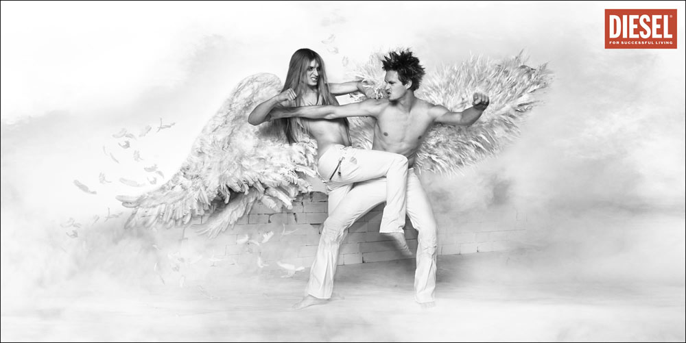 Publicité Diesel - Heaven - Angels - 2006 - Combat entre deux anges