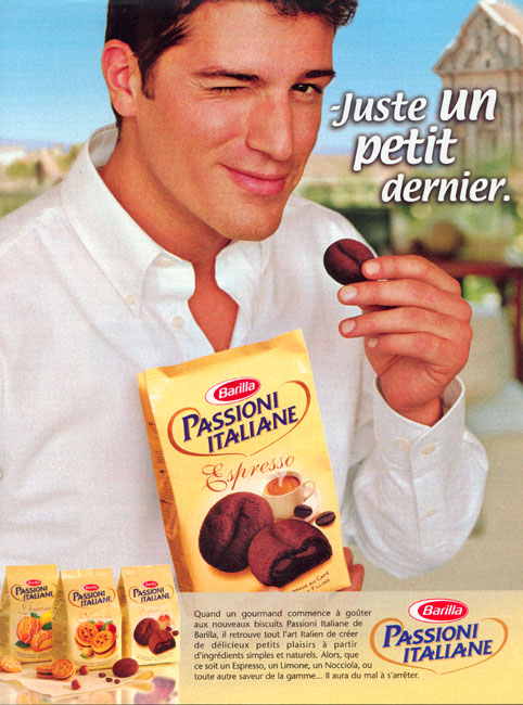 Publicité Barilla - Passioni Italiane - Expresso- 2002 - Homme fait un clin d'œil un gâteau à la main - Juste un petit dernier