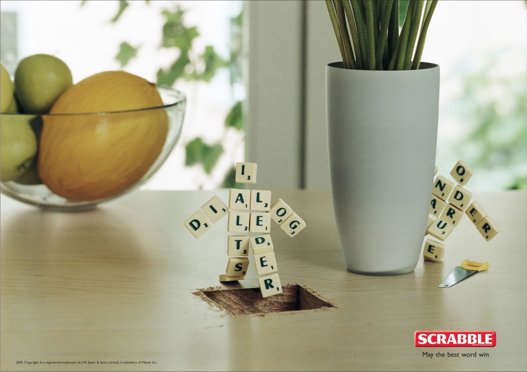 Publicité Scrabble - May the best word wins - Agence Ogilvy - 2005 - Trou