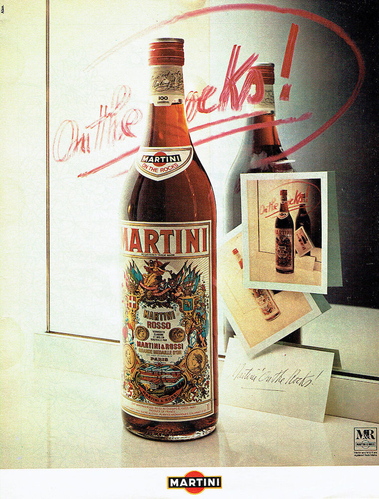 Publicité Martini - On the rocks - Lettres rouge à lèvre sur miroir - Bouteille Martini Rosso premier plan - Agence Alice - 1977