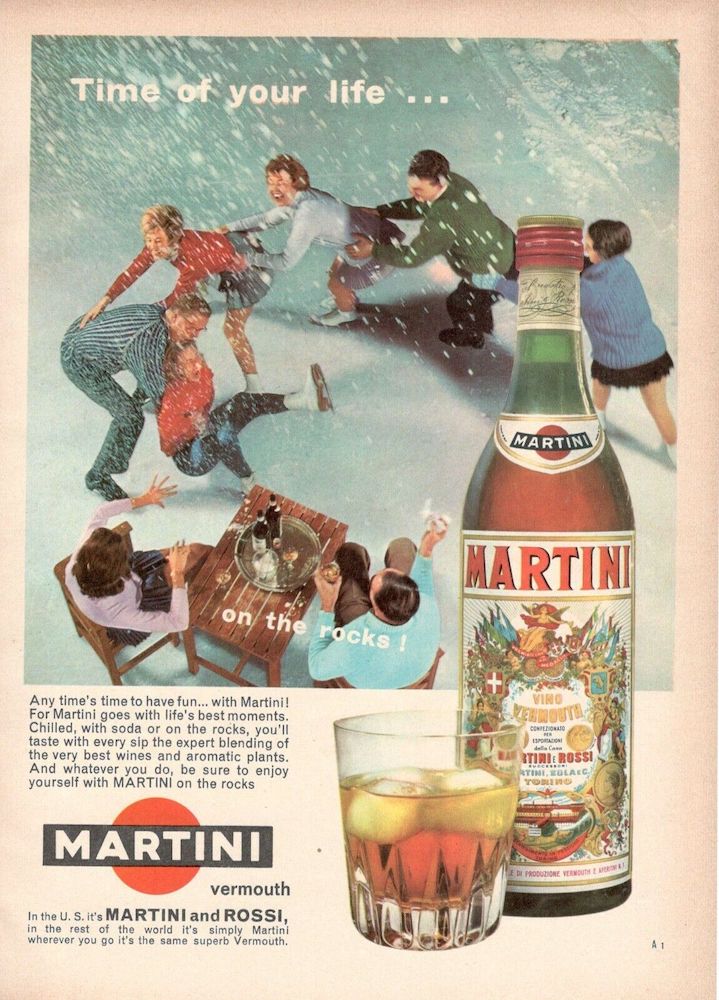 Publicité Martini - Time of your life - Martini Rosso - Personnes s'amusant dans la neige - Années 60