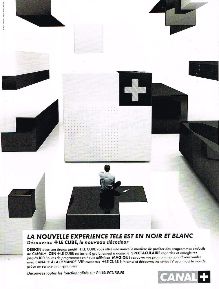 Publicité Canal+ - Le Cube - La nouvelle expérience télé est en noir et blanc - 2008