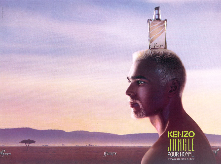 Publicité Kenzo - Kenzo jungle - Homme - Homme avec bouteille sur la tête devant un paysage de savane - zèbres - double page