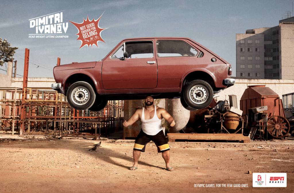 Publicité ESPN - Not Good enough for Beijing - Jeux Olympiques Pékin - Dimitri Ivanov - Homme portant sur sa tête une voiture - Agence Neogama/BBH - 2008