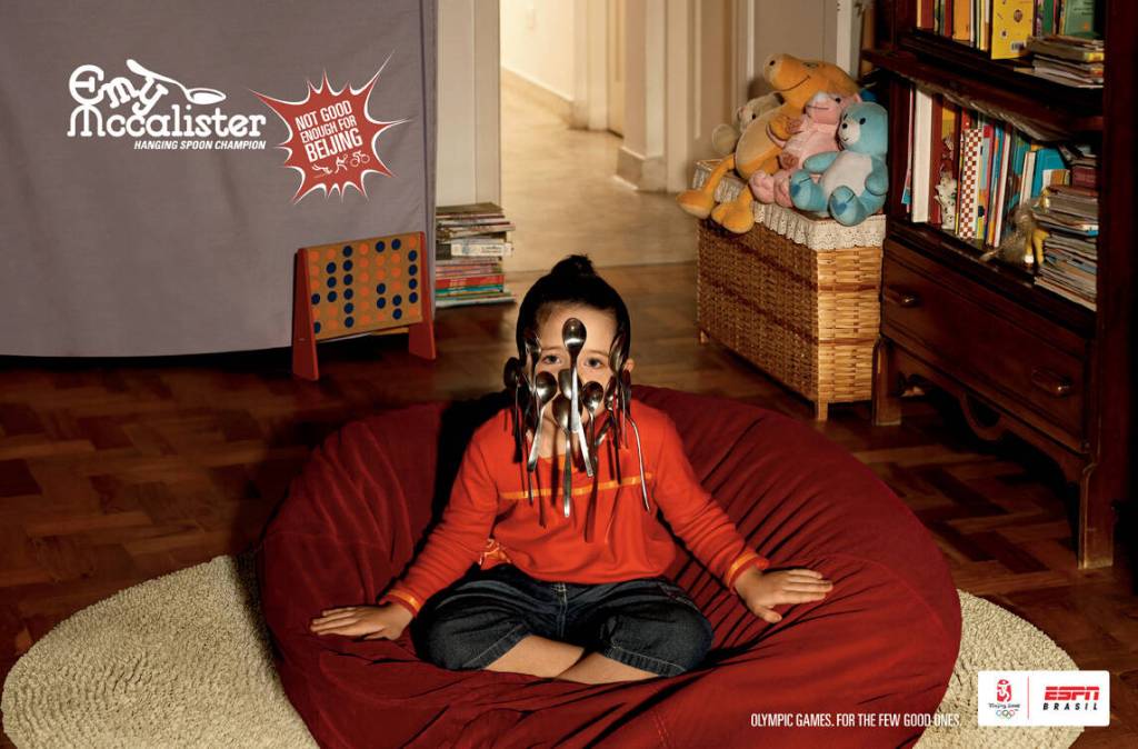 Publicité ESPN - Not Good enough for Beijing - Jeux Olympiques Pékin - Emy Mc Calister - Enfant avec des cuillères sur le visage - Agence Neogama/BBH - 2008